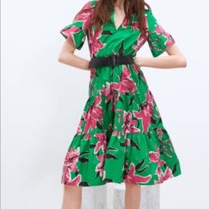 Meet your Posher, Aura